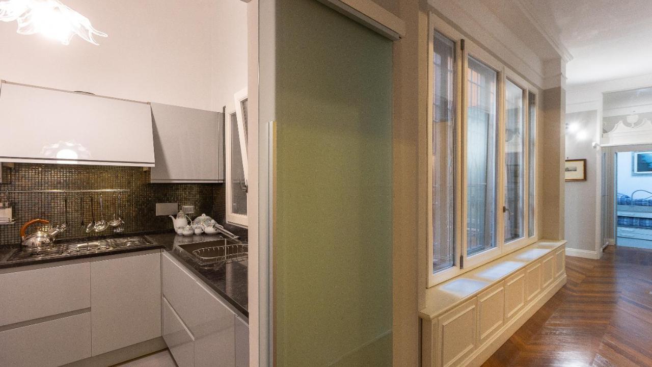 Gregoriana Luxury Rental In Roma Eksteriør bilde